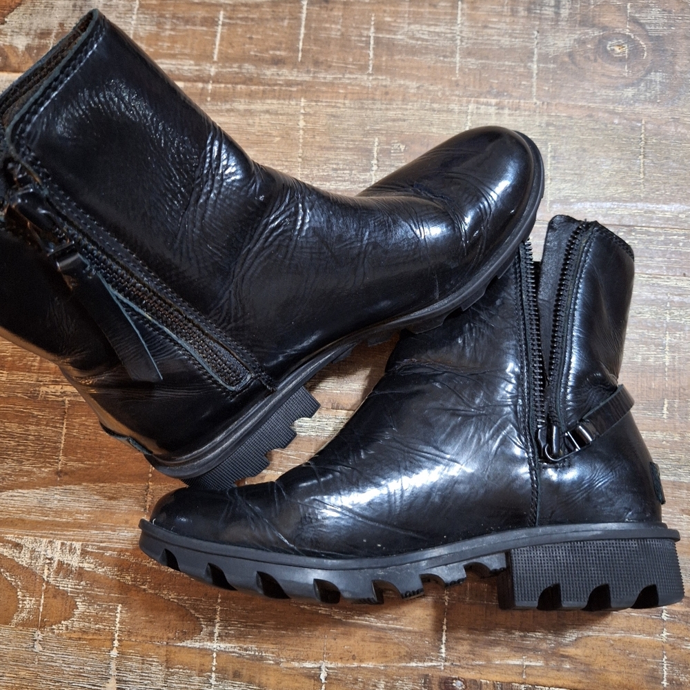 Sorel Glossy Black Ankle Booties - Picture 10 of 10
